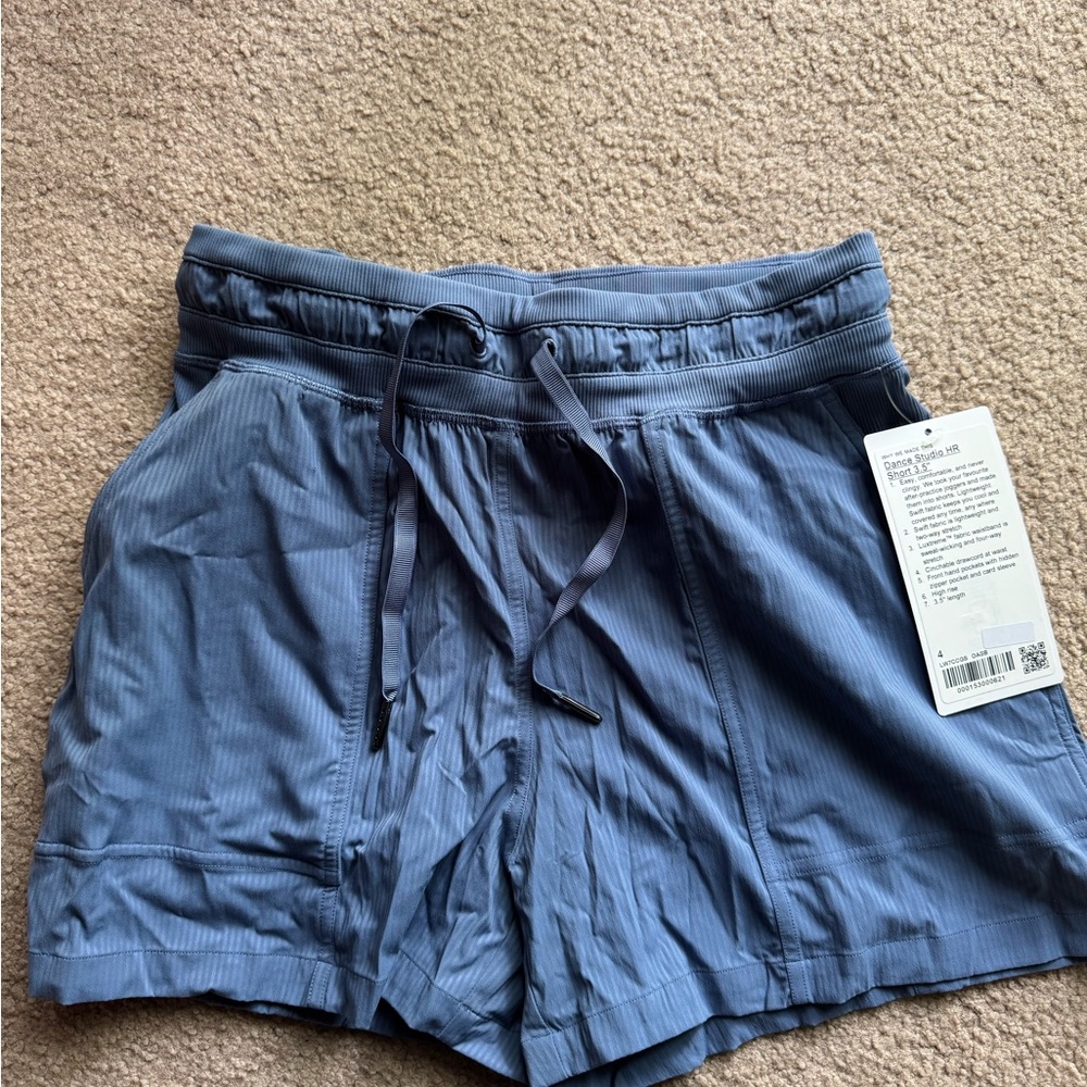 Lululemon Dance Studio Short 3.5”